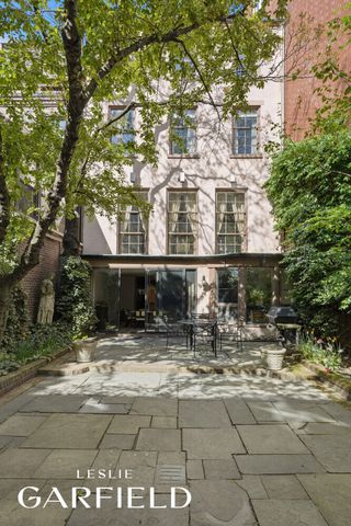432 E 84TH Street, New York City, NY 10028