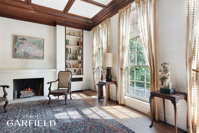 432 E 84TH Street, New York City, NY 10028