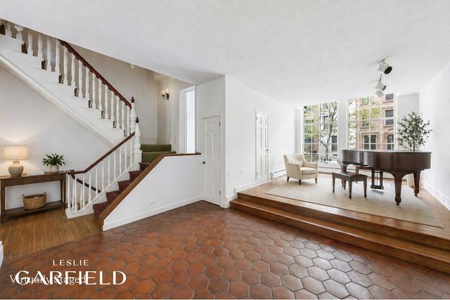 432 E 84TH Street, New York City, NY 10028