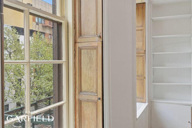 432 E 84TH Street, New York City, NY 10028