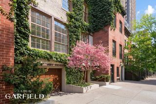 432 E 84TH Street, New York City, NY 10028