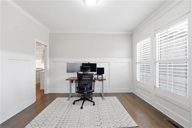 16200 Stearns Street, Overland Park, KS 66221