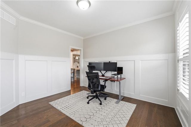 16200 Stearns Street, Overland Park, KS 66221