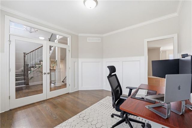 16200 Stearns Street, Overland Park, KS 66221