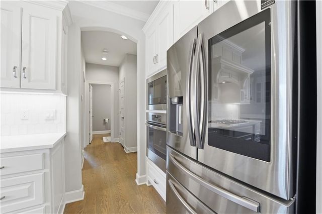 16200 Stearns Street, Overland Park, KS 66221