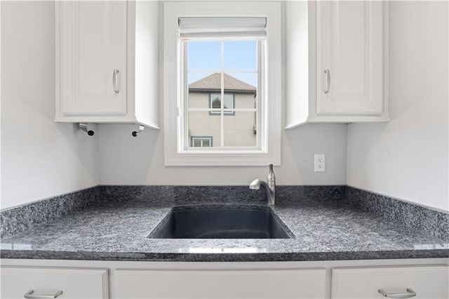 16200 Stearns Street, Overland Park, KS 66221