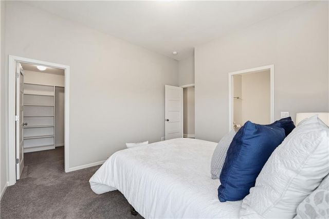 16200 Stearns Street, Overland Park, KS 66221