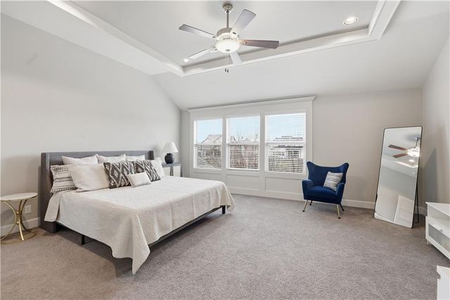 16200 Stearns Street, Overland Park, KS 66221