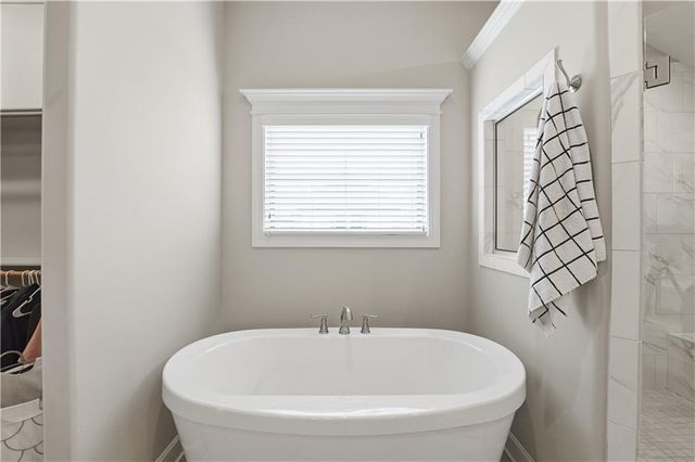 16200 Stearns Street, Overland Park, KS 66221