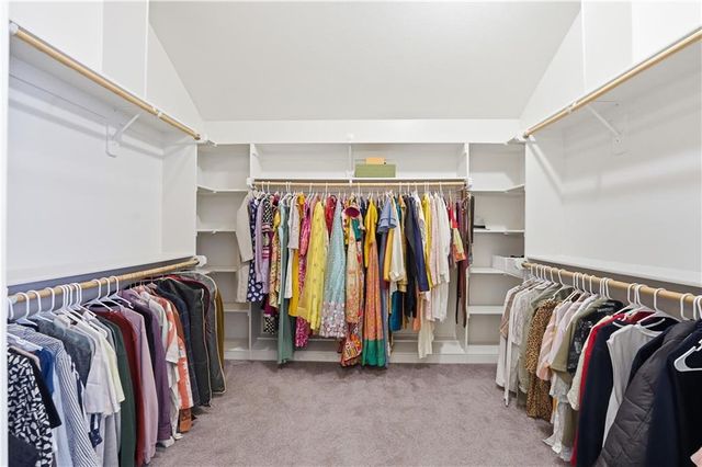 16200 Stearns Street, Overland Park, KS 66221