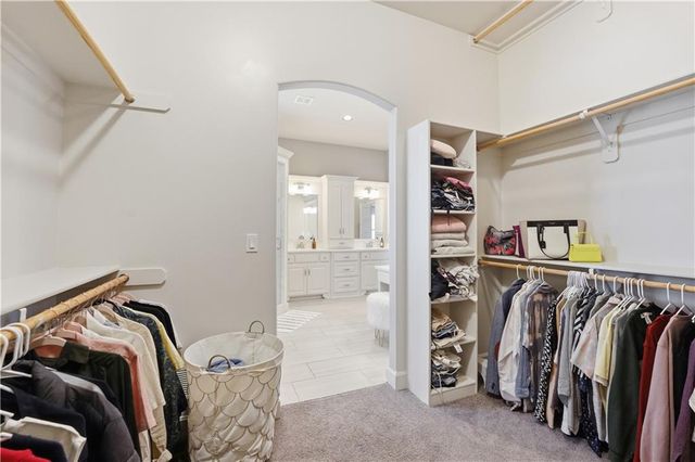 16200 Stearns Street, Overland Park, KS 66221