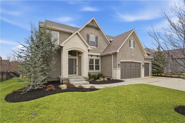 16200 Stearns Street, Overland Park, KS 66221