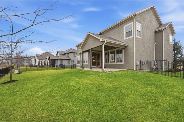 16200 Stearns Street, Overland Park, KS 66221