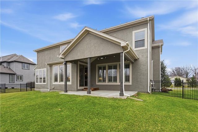 16200 Stearns Street, Overland Park, KS 66221