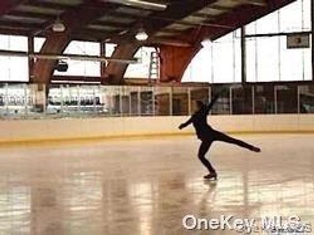 150 S Middle Neck Road 1B, Great Neck, NY 11021