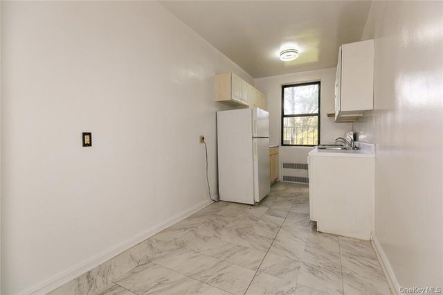 150 S Middle Neck Road 1B, Great Neck, NY 11021