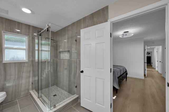 28926 Twisted Oak Drive, Shenandoah, TX 77381