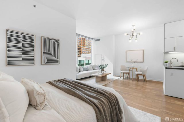 333 Main Street 8E, San Francisco, CA 94105