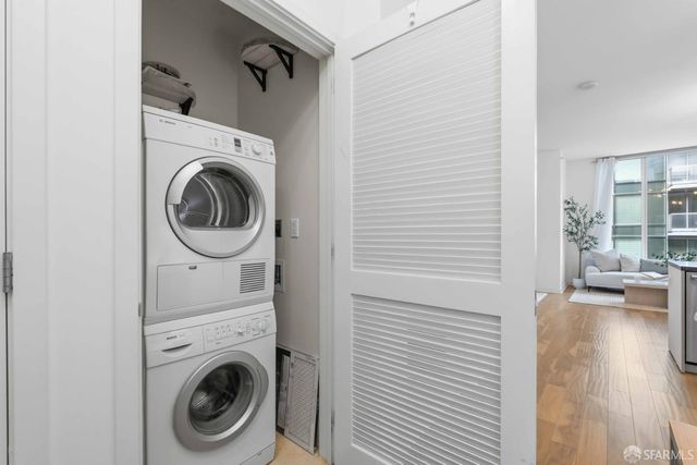 333 Main Street 8E, San Francisco, CA 94105