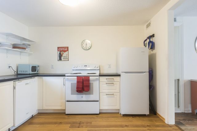 12 Woodrise Road UNIT 12, Falmouth, MA 02540