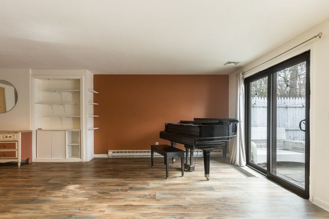 12 Woodrise Road UNIT 12, Falmouth, MA 02540