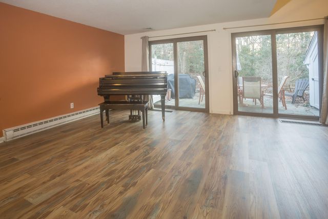 12 Woodrise Road UNIT 12, Falmouth, MA 02540