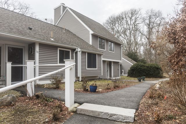 12 Woodrise Road UNIT 12, Falmouth, MA 02540