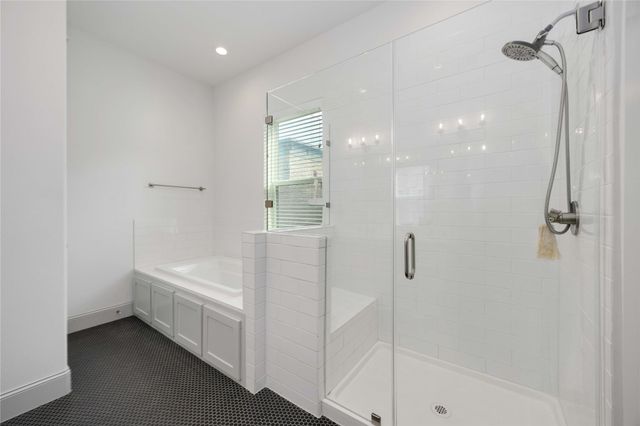 2825 Hicks Street, Houston, TX 77007