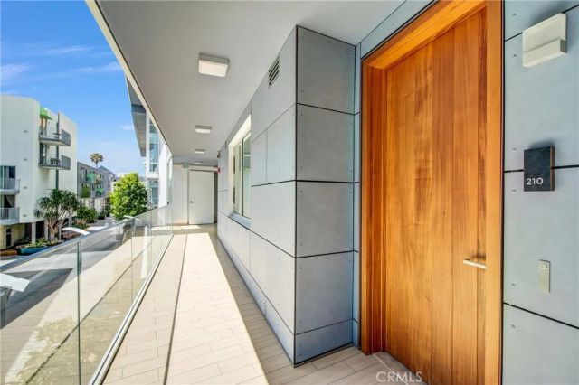 1705 Ocean 210, Santa Monica, CA 90401