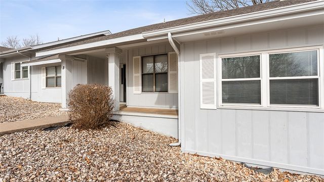 3 Walter Place, Bella Vista, AR 72714