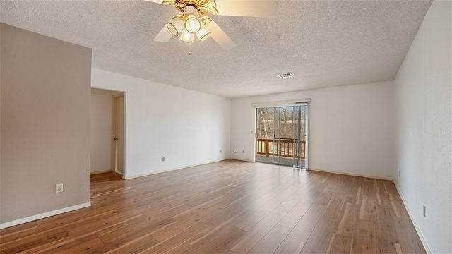 3 Walter Place, Bella Vista, AR 72714