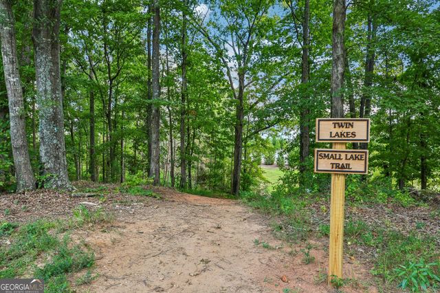 81 Mead Court, Hoschton, GA 30548