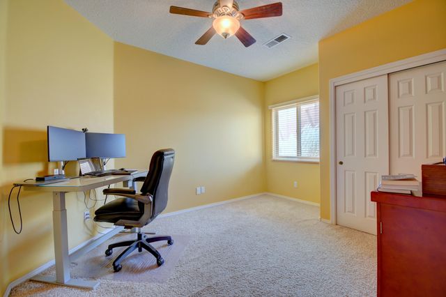 1714 17th Avenue SE, Rio Rancho, NM 87124