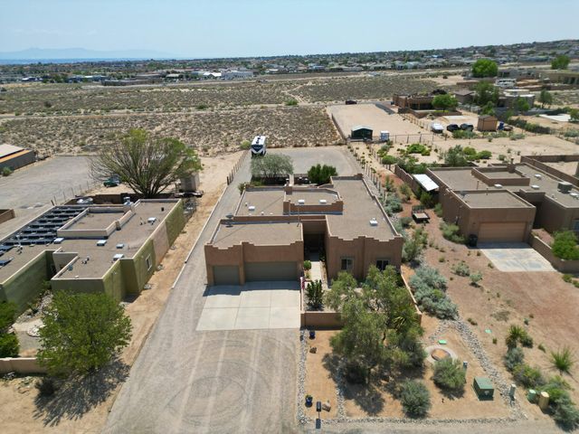 1714 17th Avenue SE, Rio Rancho, NM 87124