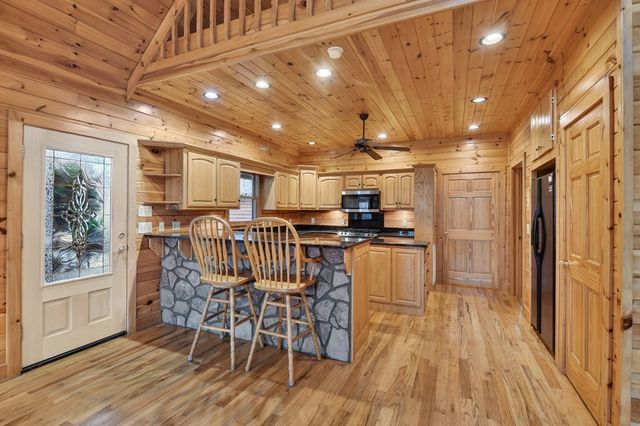 61 Spring Ridge Trail, Morganton, GA 30560