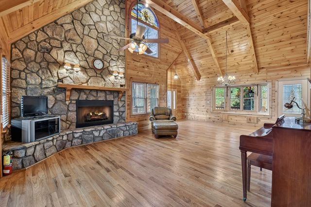 61 Spring Ridge Trail, Morganton, GA 30560