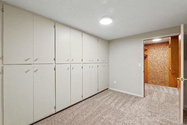 2222 W Greenfield St, Wichita, KS 67217