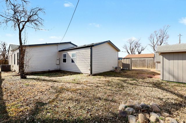 2222 W Greenfield St, Wichita, KS 67217