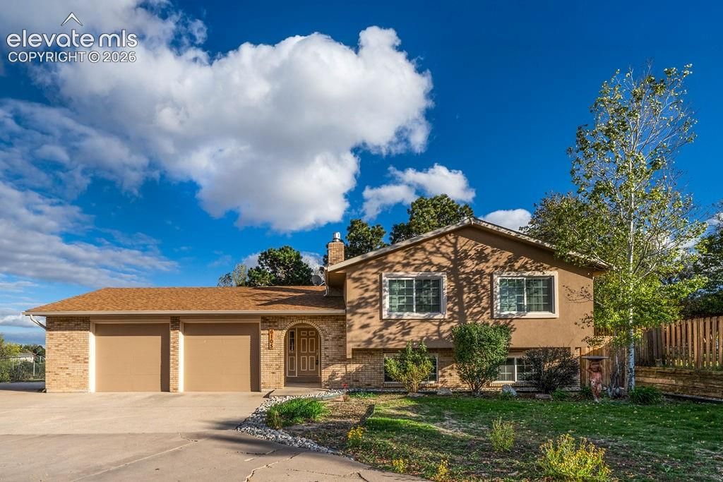 6105 Del Paz Court, Colorado Springs, CO 80918 — exterior