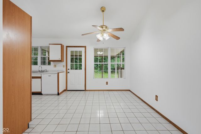 5920 Hidden Lake Lane, Nineveh, IN 46164