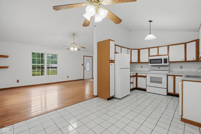 5920 Hidden Lake Lane, Nineveh, IN 46164