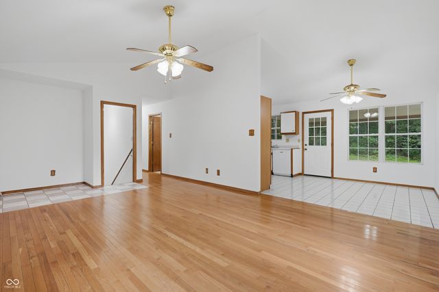 5920 Hidden Lake Lane, Nineveh, IN 46164