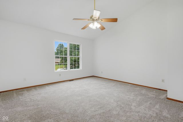 5920 Hidden Lake Lane, Nineveh, IN 46164
