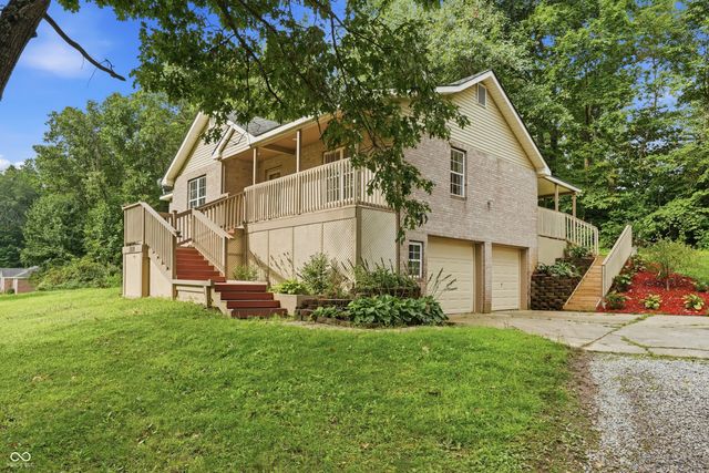 5920 Hidden Lake Lane, Nineveh, IN 46164