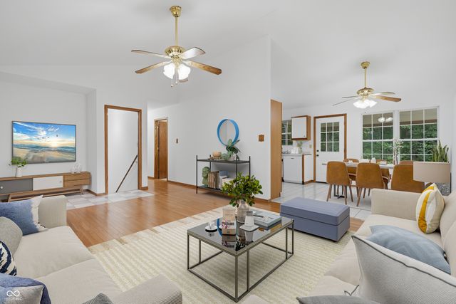 5920 Hidden Lake Lane, Nineveh, IN 46164
