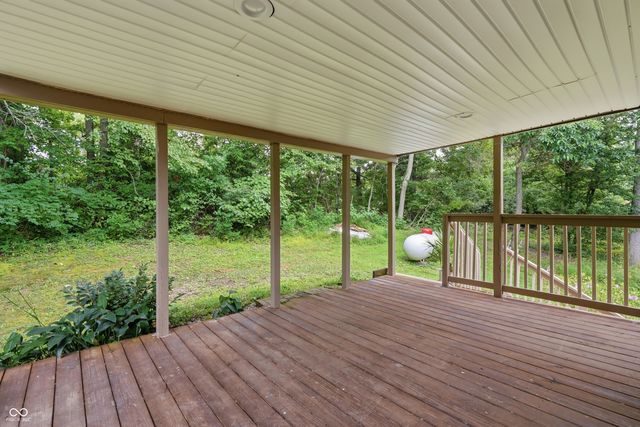 5920 Hidden Lake Lane, Nineveh, IN 46164
