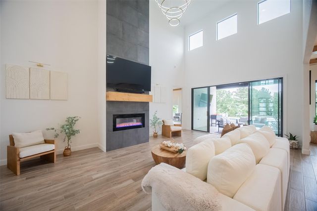 101 Grandview Boulevard, Montgomery, TX 77356