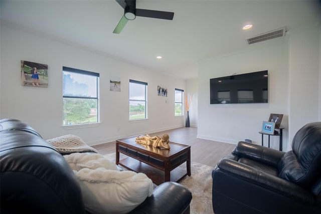 101 Grandview Boulevard, Montgomery, TX 77356