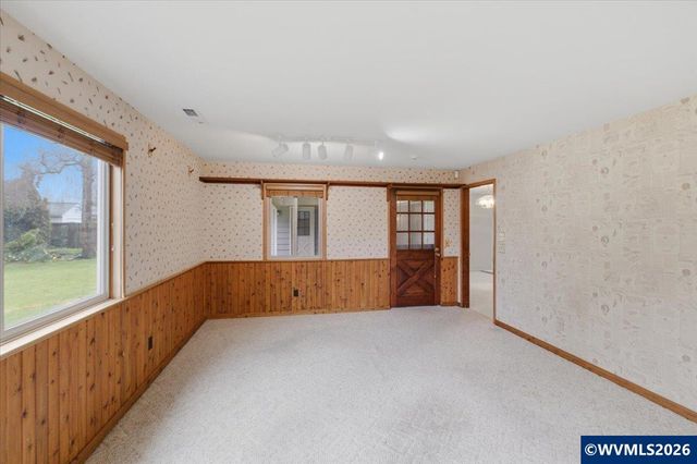 1160 24th Av SW, Albany, OR 97321