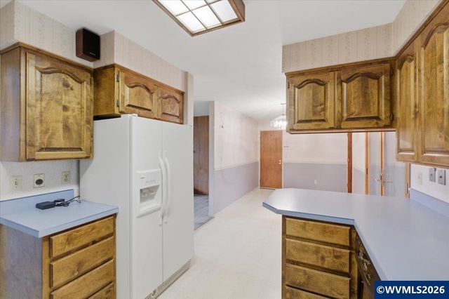 1160 24th Av SW, Albany, OR 97321